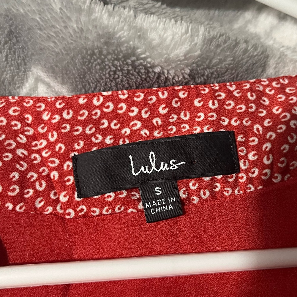 Lulu’s Castana Rust Red Print Button-Up Short Sle… - image 8